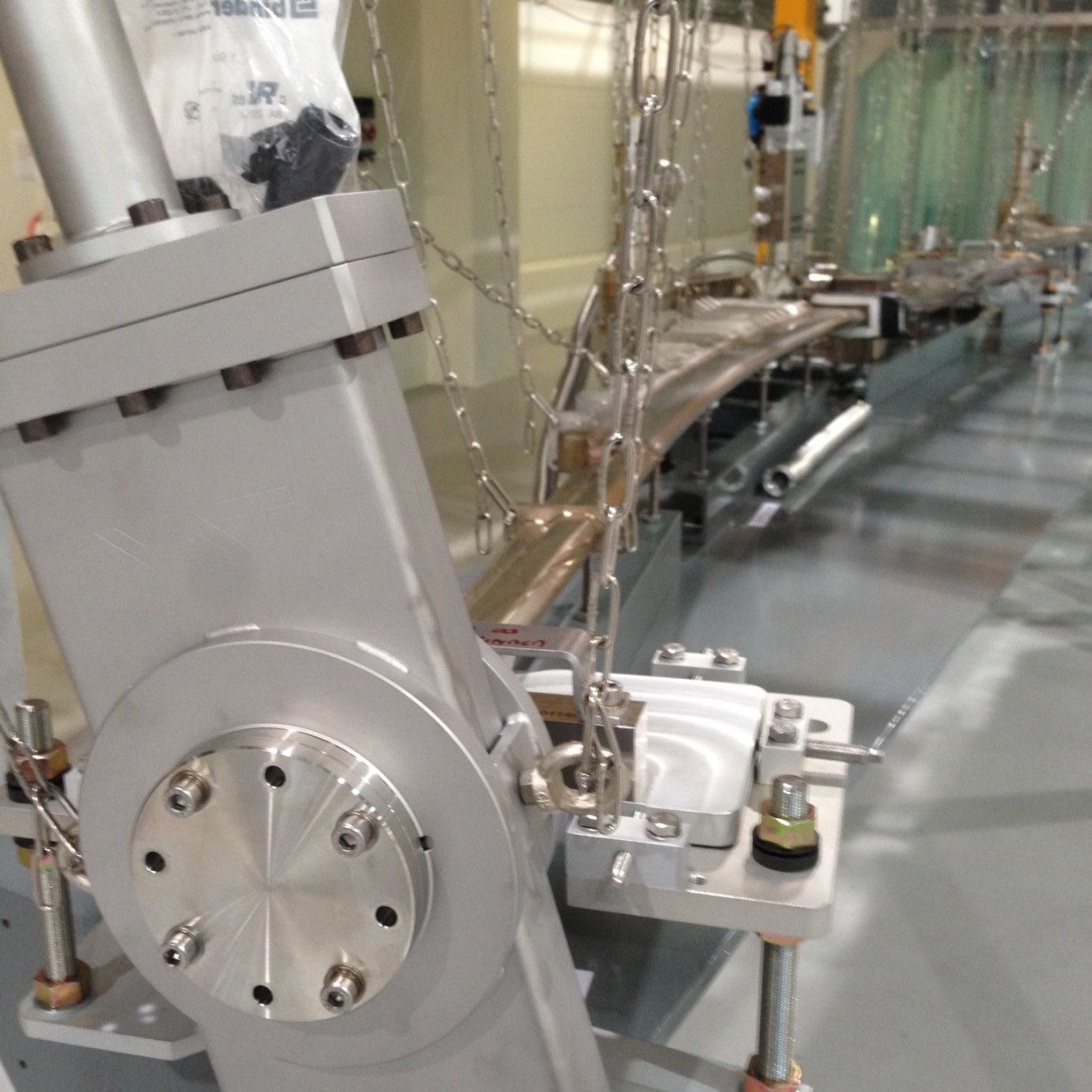 Komora próżniowa (1/12 pierścienia akumulacyjnego)